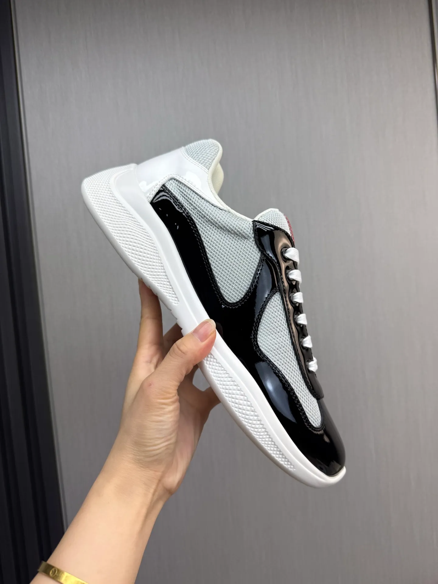 Men's shoes 640💰 [PRADA] Hot selling items🔥Must be recommended every day~~ Official website synchronized, 1:1 high quality shipments✔️ Imported cowhide fabric, rubber material + cowhide lining, original bottom, high-end airplane box packaging🎁 38-45 (38.45 custom-made, non-returnable)